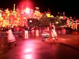 Disneyland Christmas Fantasy Parade 4th Float Goofy & Max