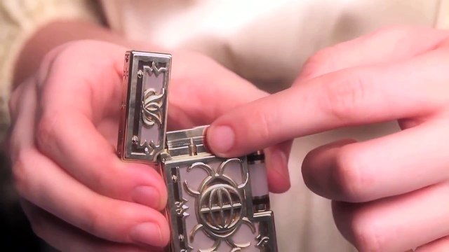 How to Change the Flint for an S.T. Dupont Gatsby Lighter