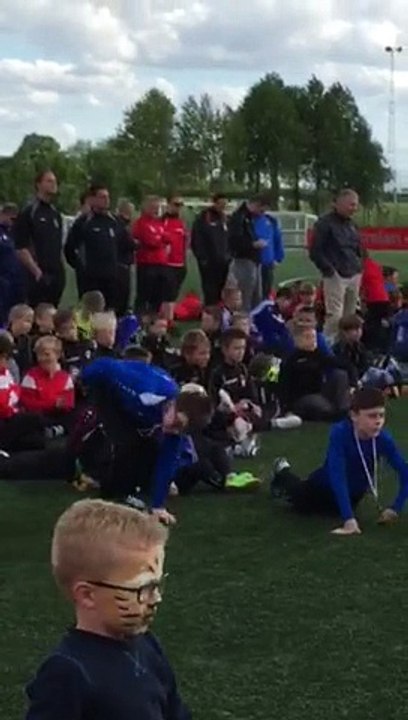 Remise des medailles au tournoi de Mouscron