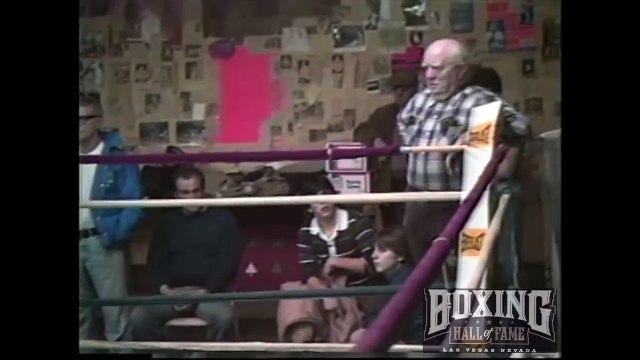 Mike Tyson Spars at 17 - No Headgear! Watch-out!