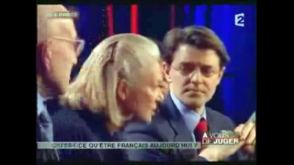 Quand Elisabeth Badinter dit la même chose que Marine... et Jean-Marie Le Pen