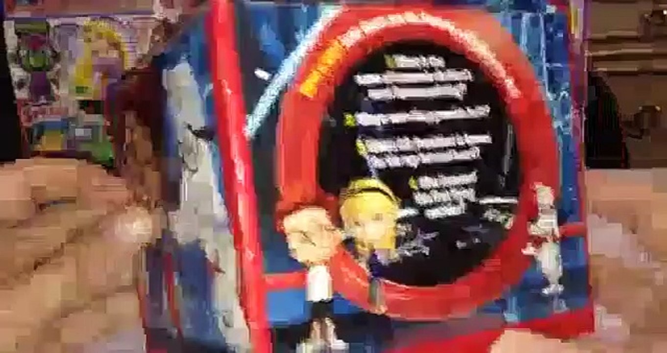 MR. PEABODY & SHERMAN MCDONALD'S TOY   KINDER SURPRISE TOY