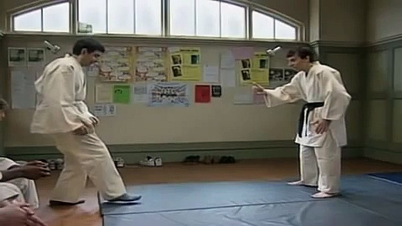 Mr Bean - Judo / Karate Class