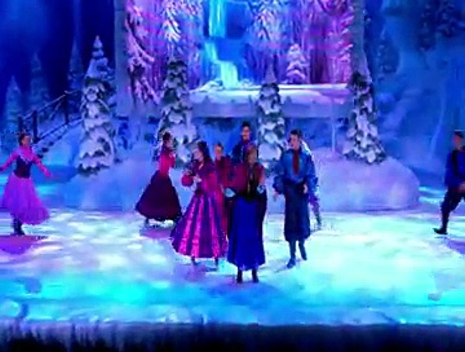 Disneyland Paris : FROZEN SUMMER FUN 2015