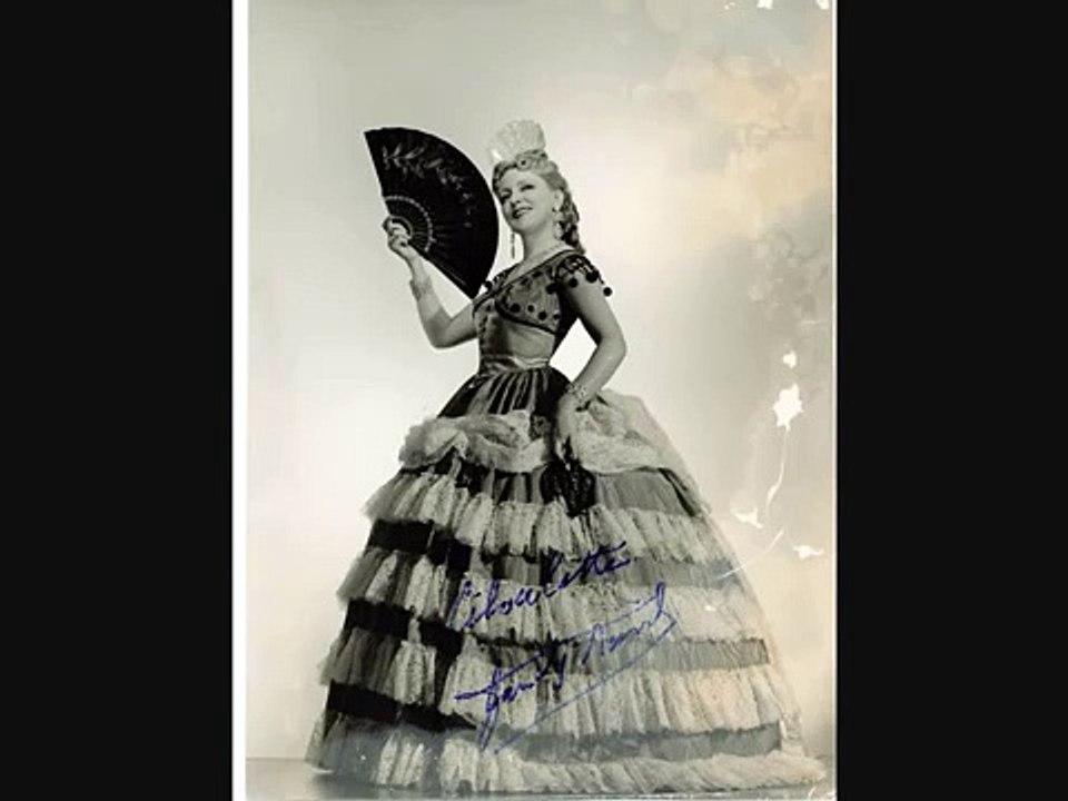 Fanély Revoil sings "Je suis sauvée enfin" from Auber's Le Domino noir