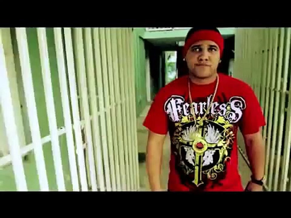 Vico C Ft. Redimi2 y Funky - Pao Pao Pao (Remix).