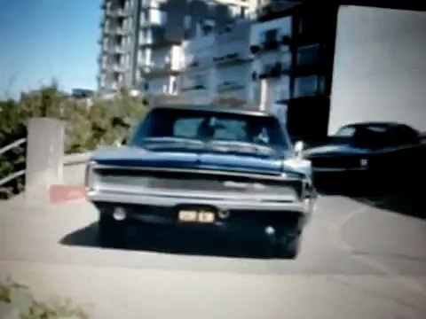 BULLITT, STEVE MCQUEEN CAR CHASE WITH RADIO ON 'THE DOORS' MUSIC