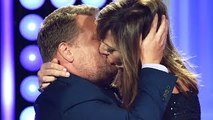 Critics Choice Awards 2015 - Allison Janney Kiss James Corden After Her Win - The Hollywood