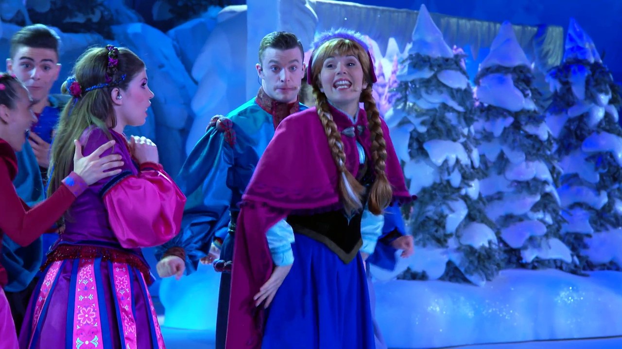 Lancement d'un karaoké géant à Disneyland Paris avec Anna, Elsa et Olaf