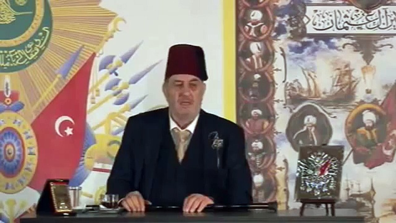 Kemal Paşa-''Silindir(Yahudi) Şapkasıyla Oturun''