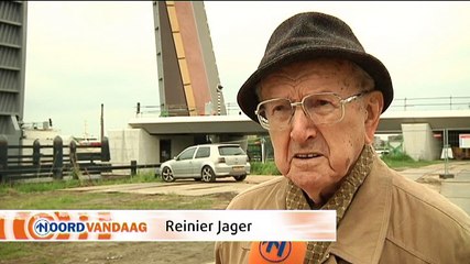 Tribune voor nieuwe omstreden brug blijft leeg - RTV Noord