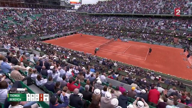 Roland-Garros : Tsonga se qualifie pour les quarts de finale en battant Berdych