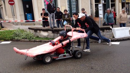 Les caisses à savon ont dévalé l'avenue Razilly
