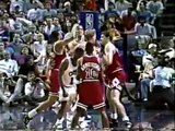 Bulls vs Cavs 1992 Playoffs - Game 4 - Michael Jordan 35 points