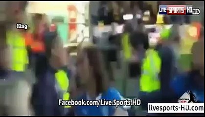 بسبب العنصرية ... بلال المحسني يضرب لاعب من الفريق المنافس و الشرطة تحقق معه