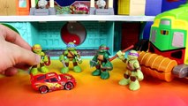 Disney Pixar Cars Lightning McQueen gets saved by Teenage Mutant Ninja Turtles TMNT Just4f