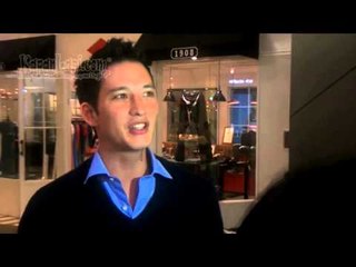 Mike Lewis Bantah Jadi PIL Farah Quinn