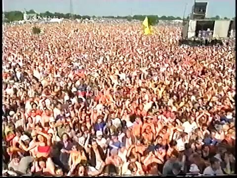 Blondie, Heart Of Glass (live) Glastonbury 1999 (HQ)