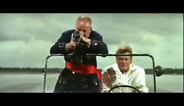 Louis De Funes VS Fantomas Poursuite 2