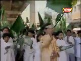 Noor Wala Aya Hai naat by naat khawan Farhan Ali Qadri 2015