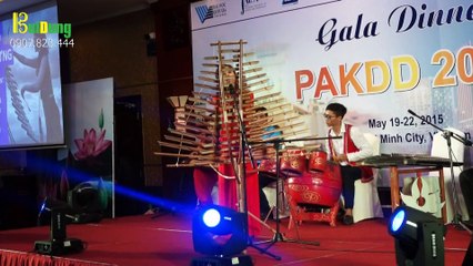 Độc tấu đàn T'rưng ban nhạc dân tộc - 0907.823.5444
