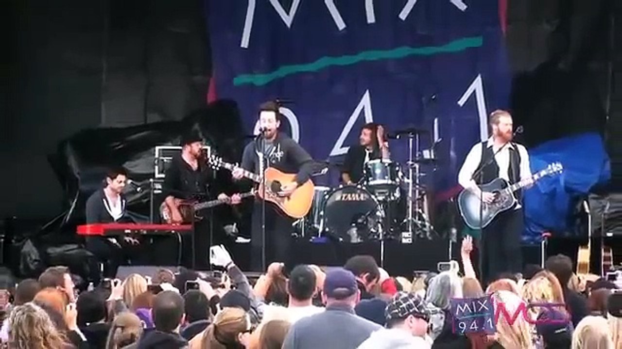 David Cook Covers Adele's "Rolling In The Deep" HQ
