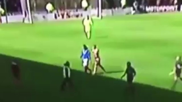 Bilel Mohsni pète les plombs et déclenche une bagarre générale !