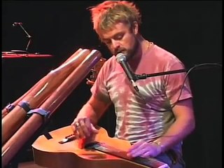 Xavier Rudd - Studio 89