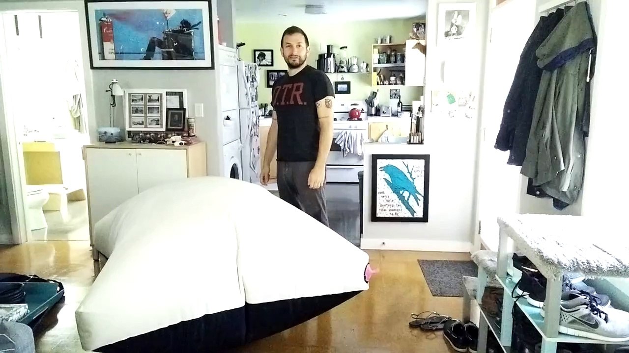 Le plus grand coussin péteur