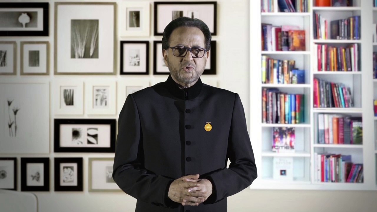 Film Star Nadeem Baig's  Message for Small Family