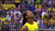 Ronaldinho vs Cristiano Ronaldo Freestyle Skills ● Crazy Tricks Ever.