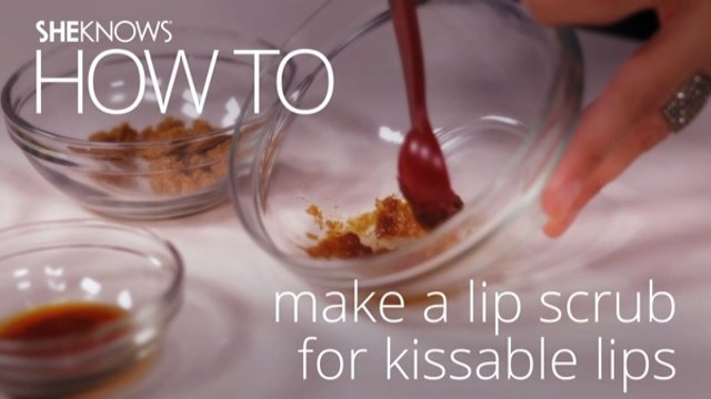 How To Make a Simple Lip Scrub for Kissable Lips