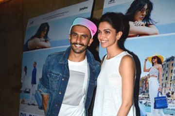 Ranveer postpones IIFA rehearsals for Deepika's parents!