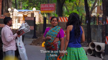 GIRL PEES IN PUBLIC - SHOCKING REACTIONS