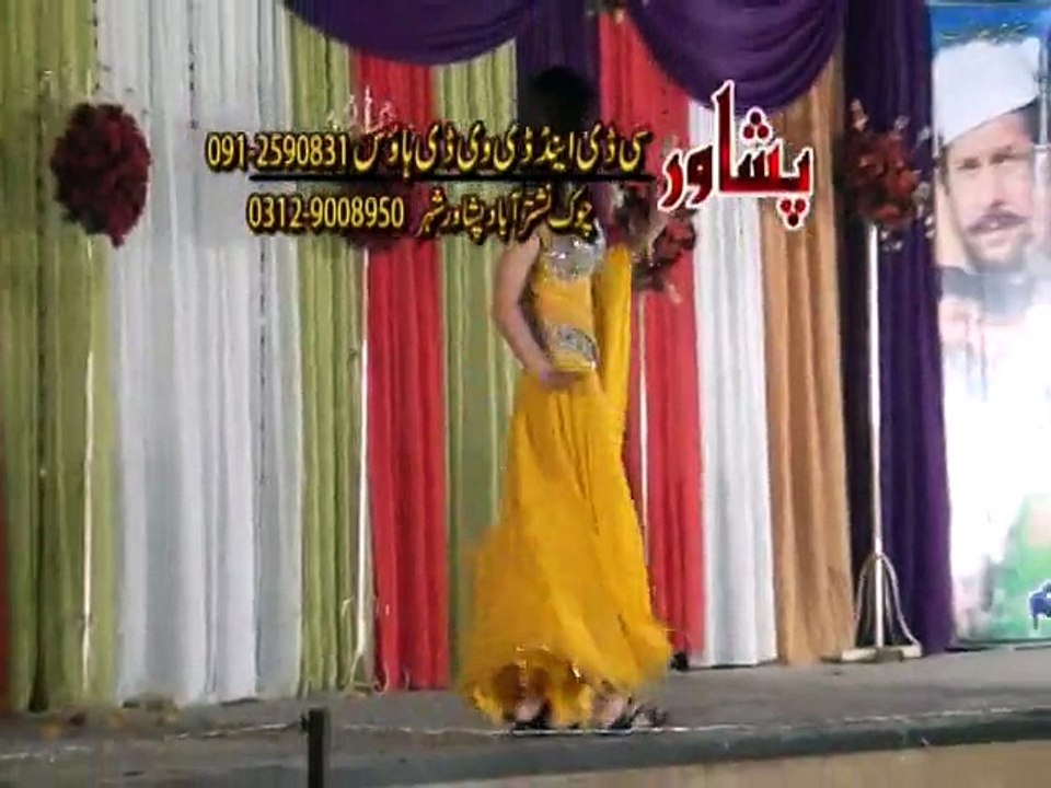 Sitara Younas - Kamakla Yara Zaan La Pa Zora Banday Kar Goray, Sitara Younas