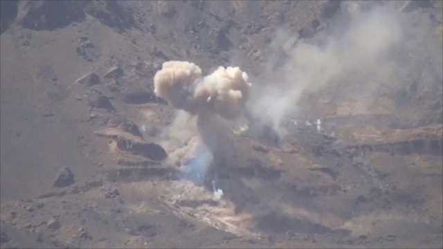 التحالف يستهدف مواقع ومخازن أسلحة للحوثيين في صنعاء