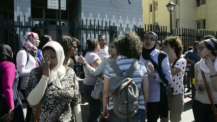 Ativista egípcia é condenada a 15 meses de cadeia