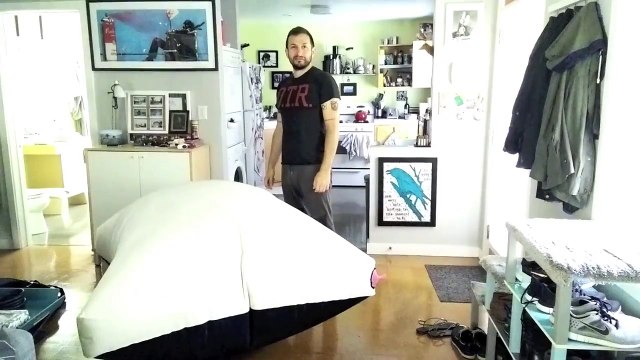 Le coussin peteur le plus gros du monde...