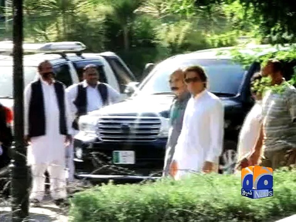 Imran blamed ECP for irregularities in KP LG elections - Geo Reports - 01 Jun 2015