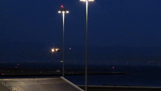 Philippine airlines B777-300ER landing in San Francisco