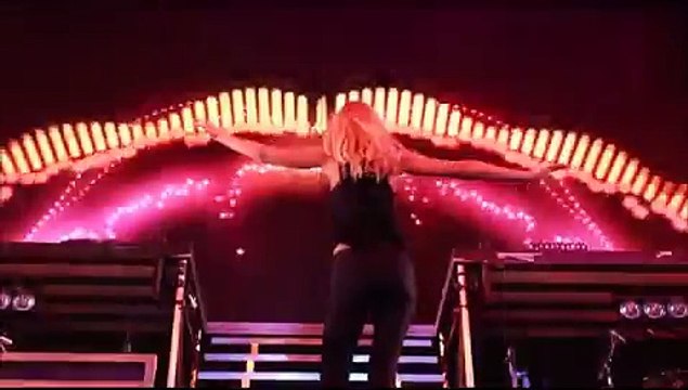 Victoria's Secret Angels - Dancing and Singing