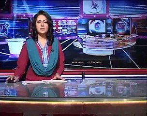 Check Out The Expression Of News Caster Behind The Camera