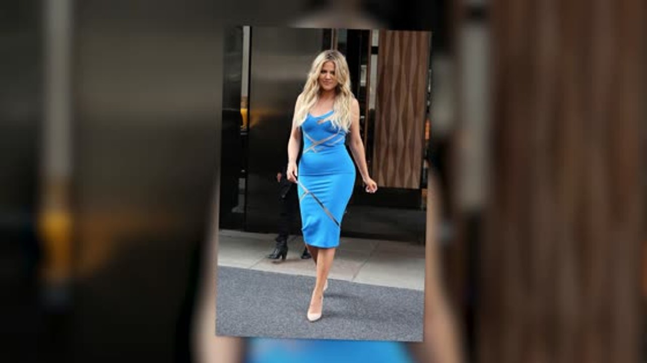 Khloé Kardashian wirbt für ihr neues Buch