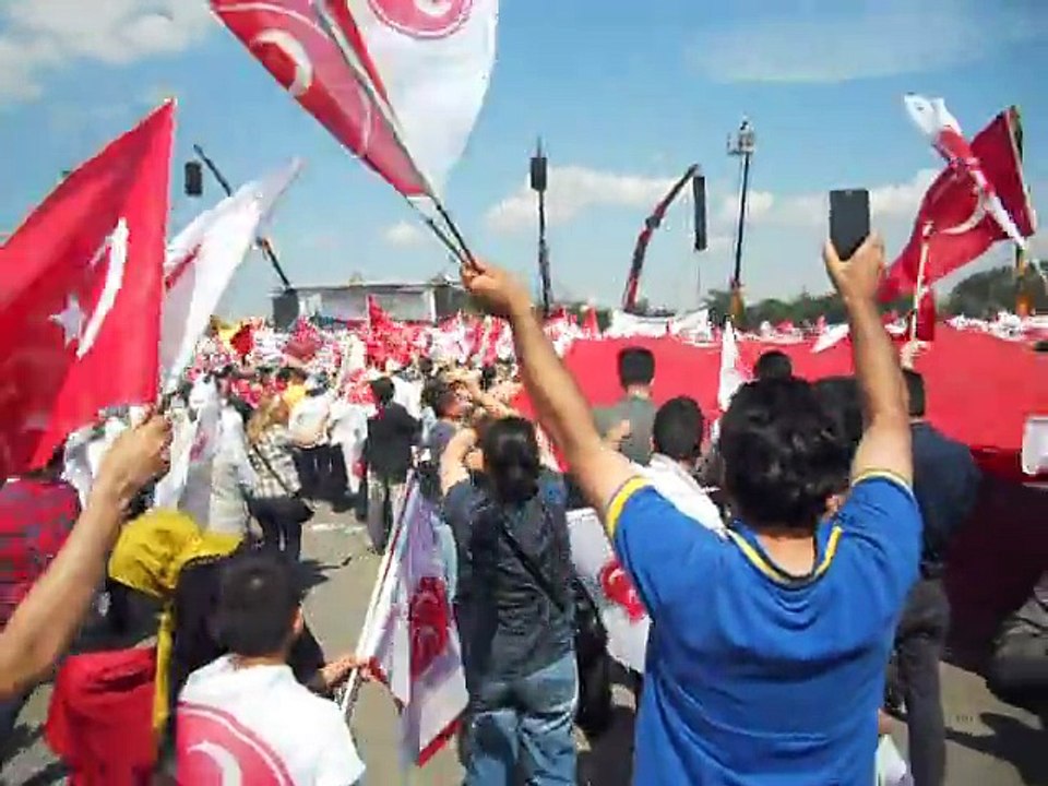 MHP MİTİNGİ İSTANBUL 31 MAYIS 2015 HAREKETE GEÇMEK LAZIM