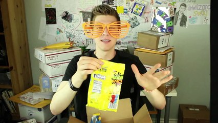 IM SPIDER-MAN (B-DAY FAN MAIL VLOG) :: COLLINS KEY