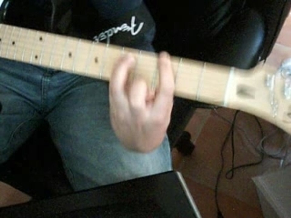 nirvana tourette's a la guitare