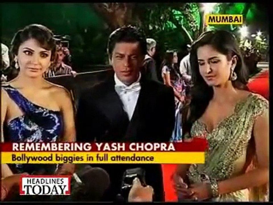 Stars descend at the premiere of Jab Tak Hai Jaan