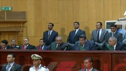 下载视频: النطق بالحكم في قضيتي التخابر واقتحام السجون غدا