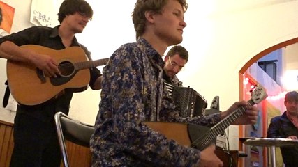 Poissons Voyageurs 3 balalaïka [©Antinéa wm]