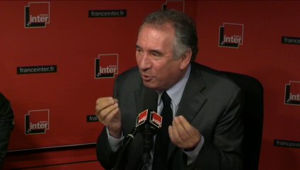 François Bayrou : "Le PS et le gouvernement vont à l'encontre de ce que je considère être l'intérêt national"